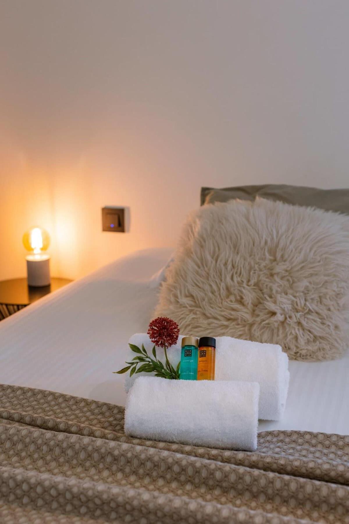 Huswell - Quick - Lovely Double Room At Ranch De Blauwe Zaal Brujas Exterior foto
